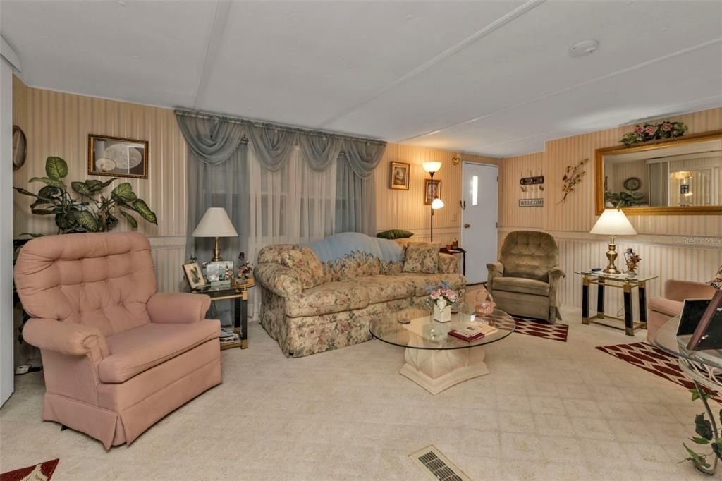 En Venta: $89,900 (2 camas, 2 baños, 920 Pies cuadrados)