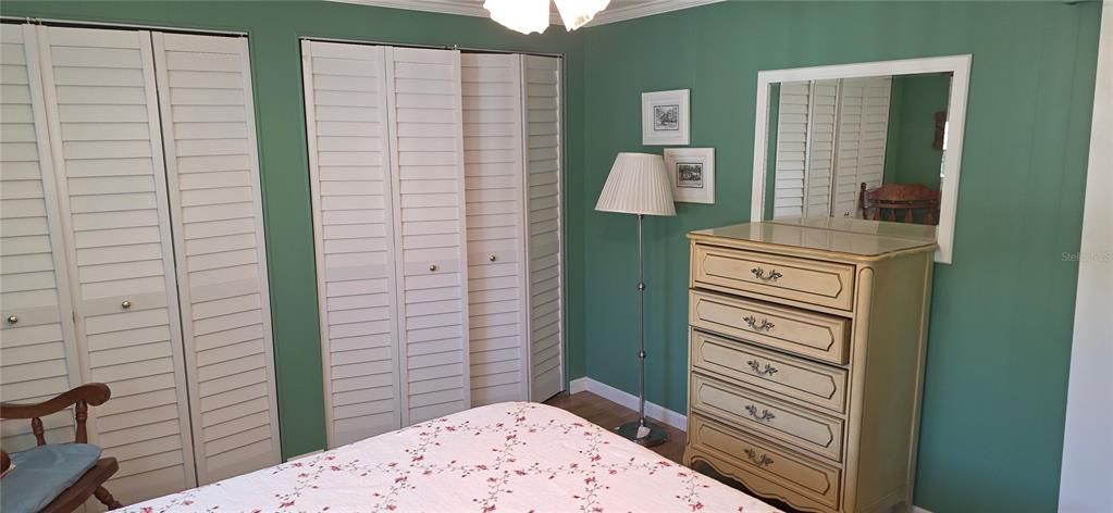 На продажу: $119,900 (2 спален, 2 ванн, 945 Квадратных фут)