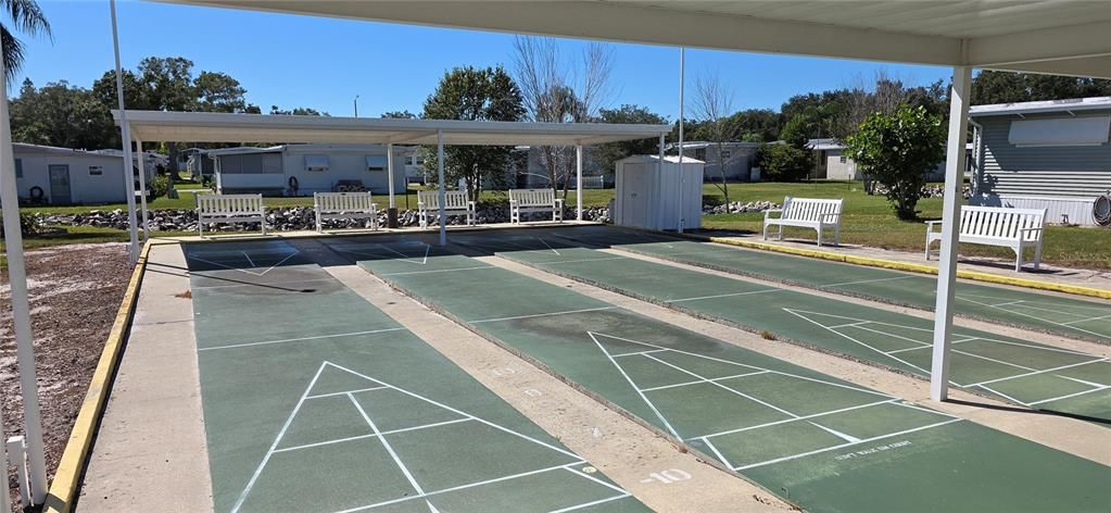 На продажу: $119,900 (2 спален, 2 ванн, 945 Квадратных фут)