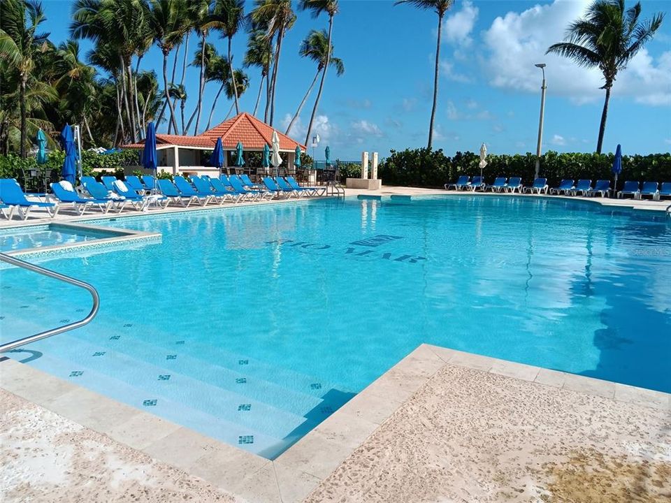 For Rent: $3,500 (2 beds, 2 baths, 1772 Square Feet)