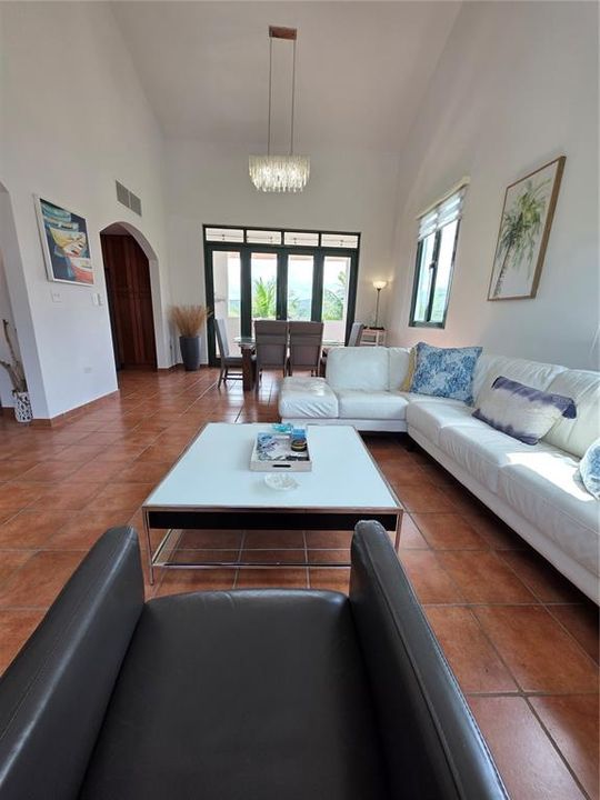 For Rent: $3,500 (2 beds, 2 baths, 1772 Square Feet)