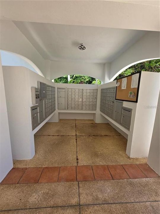 For Rent: $3,500 (2 beds, 2 baths, 1772 Square Feet)