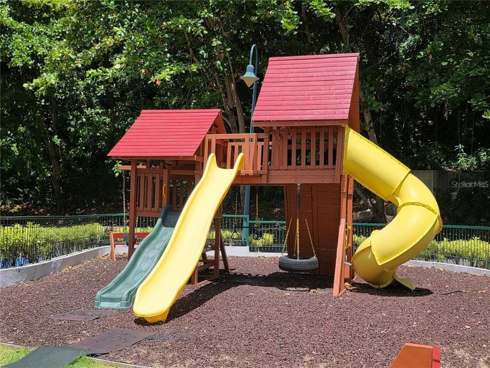 For Rent: $3,500 (2 beds, 2 baths, 1772 Square Feet)