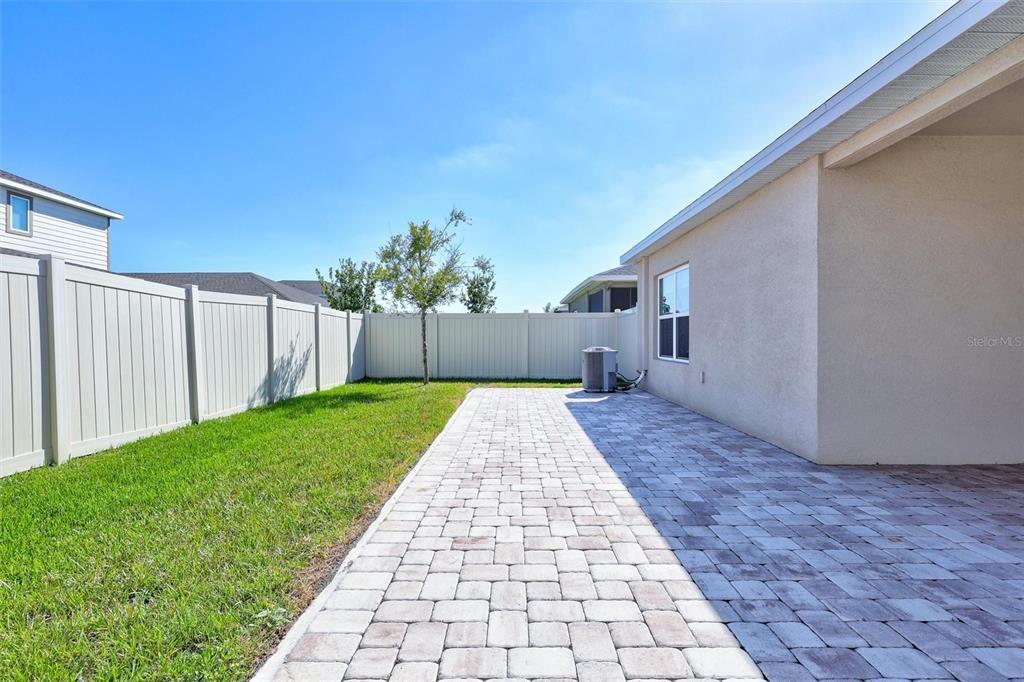 Activo con contrato: $2,300 (3 camas, 2 baños, 1492 Pies cuadrados)