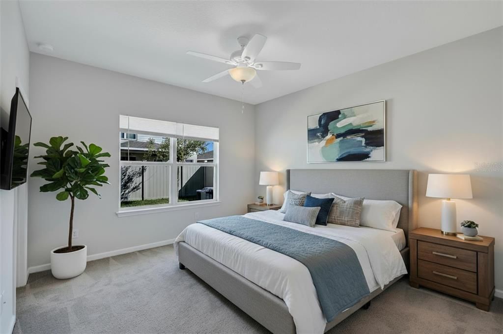 Activo con contrato: $2,300 (3 camas, 2 baños, 1492 Pies cuadrados)