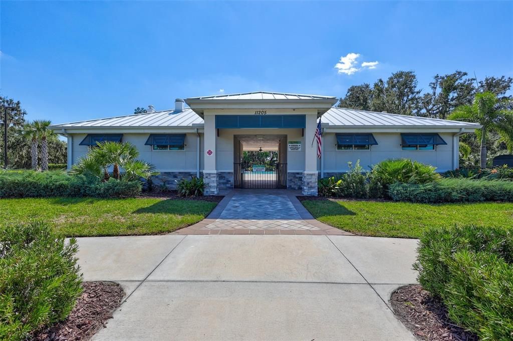 Activo con contrato: $2,300 (3 camas, 2 baños, 1492 Pies cuadrados)