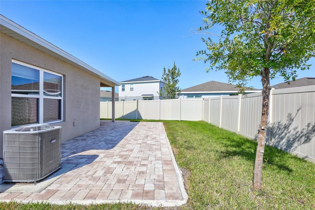 Activo con contrato: $2,300 (3 camas, 2 baños, 1492 Pies cuadrados)