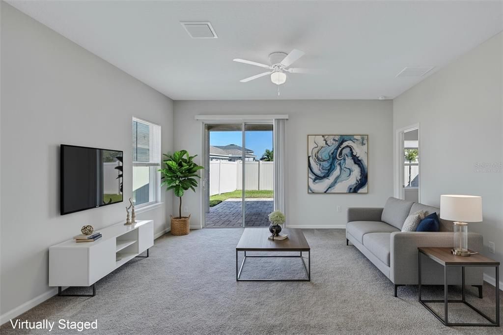 Activo con contrato: $2,300 (3 camas, 2 baños, 1492 Pies cuadrados)