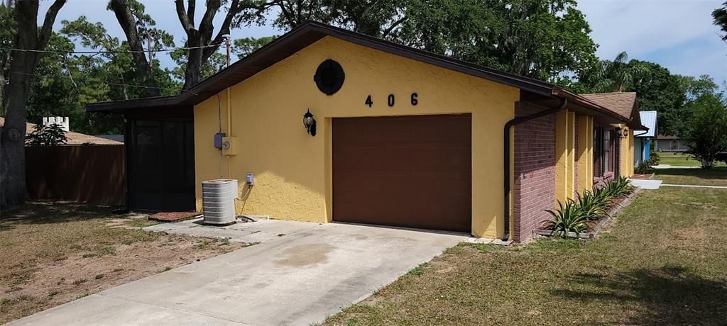 For Sale: $244,900 (3 beds, 2 baths, 1706 Square Feet)