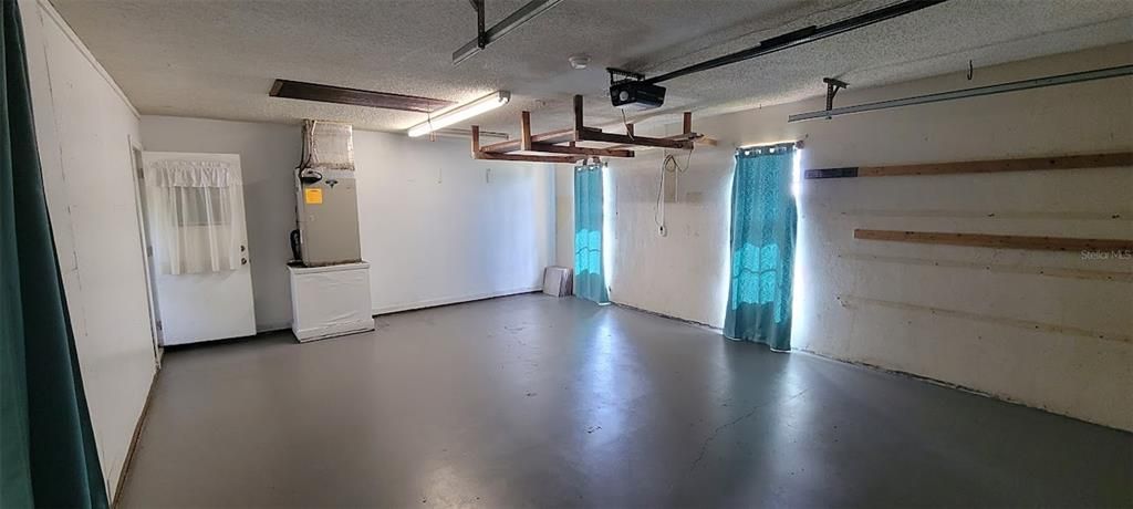 For Sale: $244,900 (3 beds, 2 baths, 1706 Square Feet)