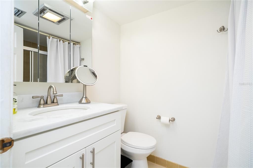 For Sale: $631,400 (2 beds, 2 baths, 1057 Square Feet)