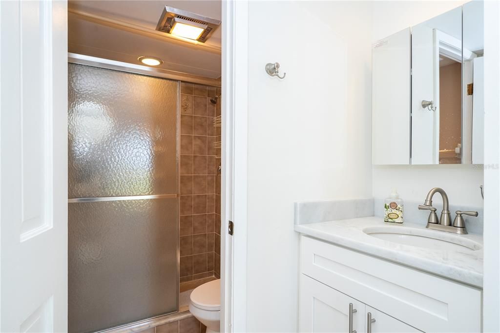 For Sale: $631,400 (2 beds, 2 baths, 1057 Square Feet)