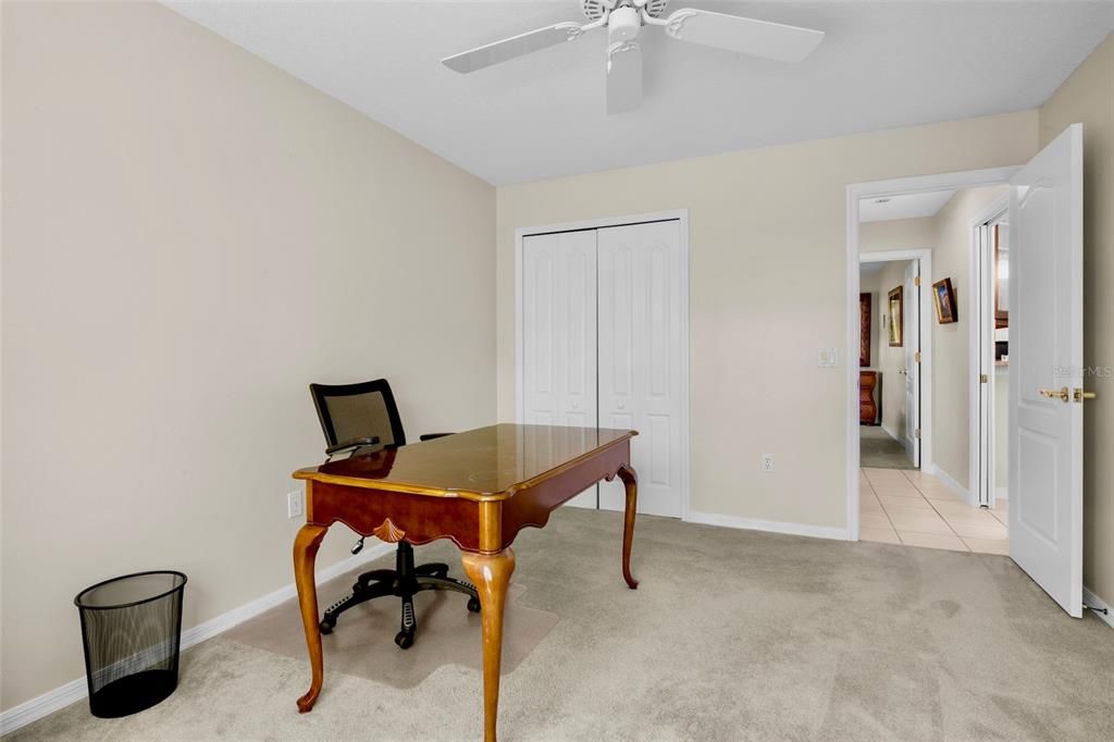 Под контрактом: $599,000 (3 спален, 2 ванн, 1945 Квадратных фут)