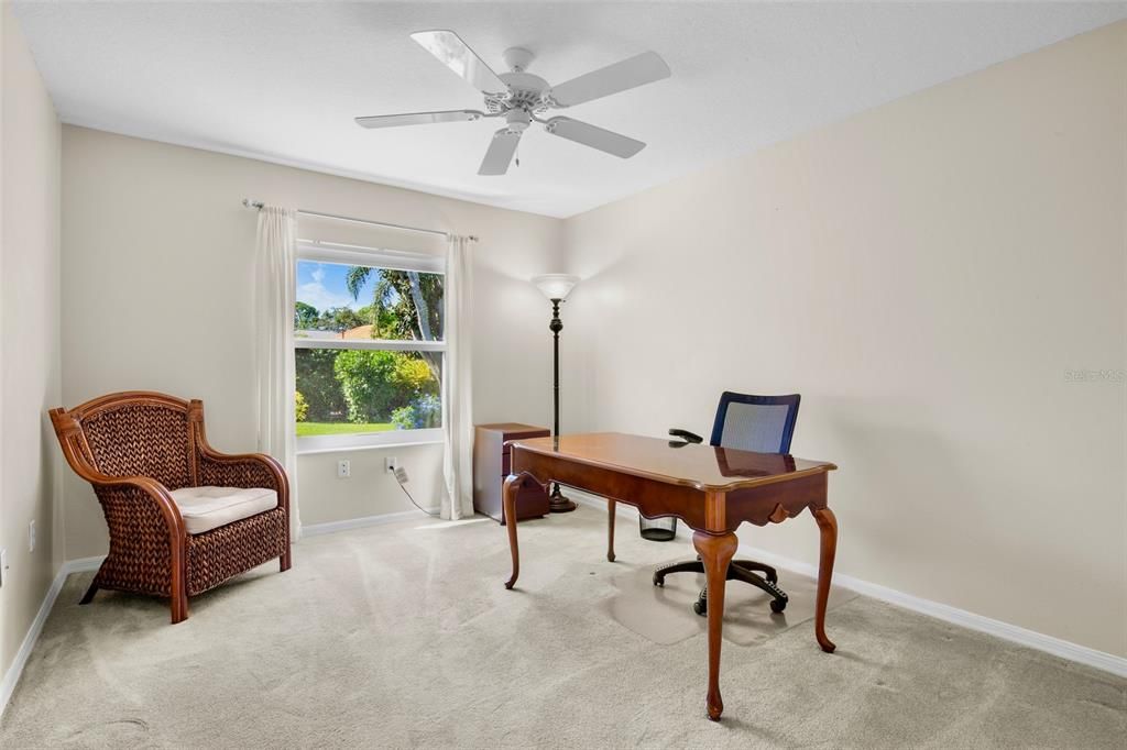 Под контрактом: $599,000 (3 спален, 2 ванн, 1945 Квадратных фут)