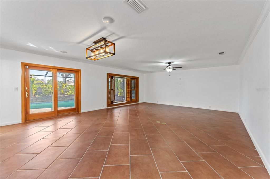 For Sale: $879,000 (4 beds, 2 baths, 2279 Square Feet)