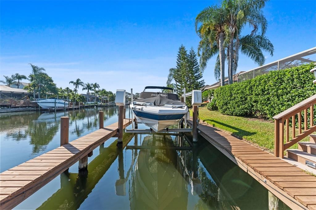 For Sale: $879,000 (4 beds, 2 baths, 2279 Square Feet)