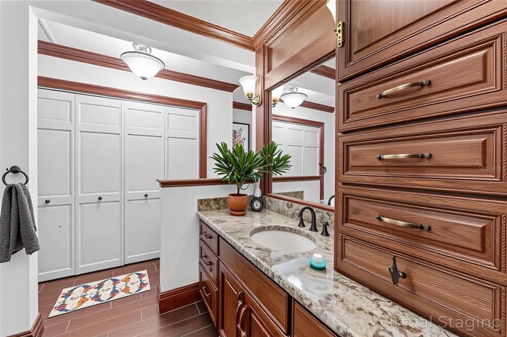 For Sale: $879,000 (4 beds, 2 baths, 2279 Square Feet)