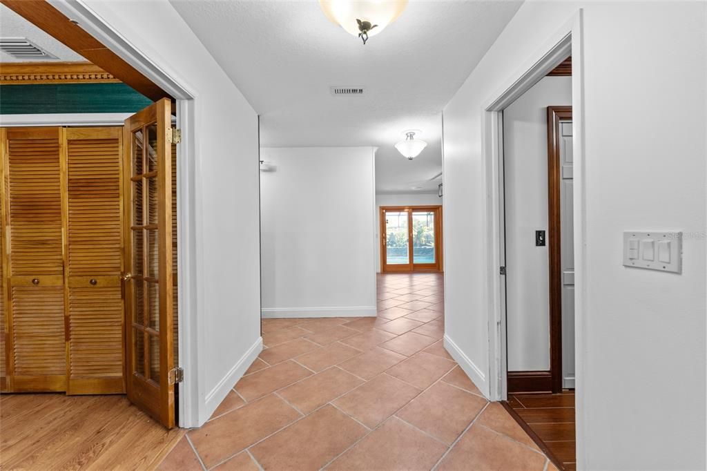 For Sale: $879,000 (4 beds, 2 baths, 2279 Square Feet)