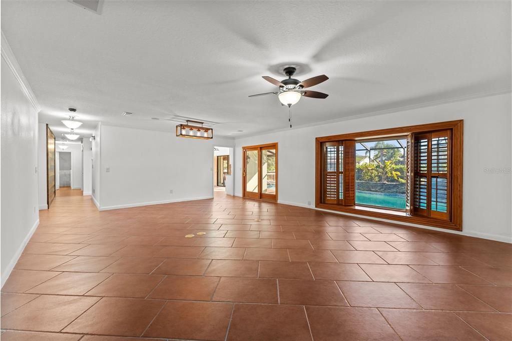 For Sale: $879,000 (4 beds, 2 baths, 2279 Square Feet)