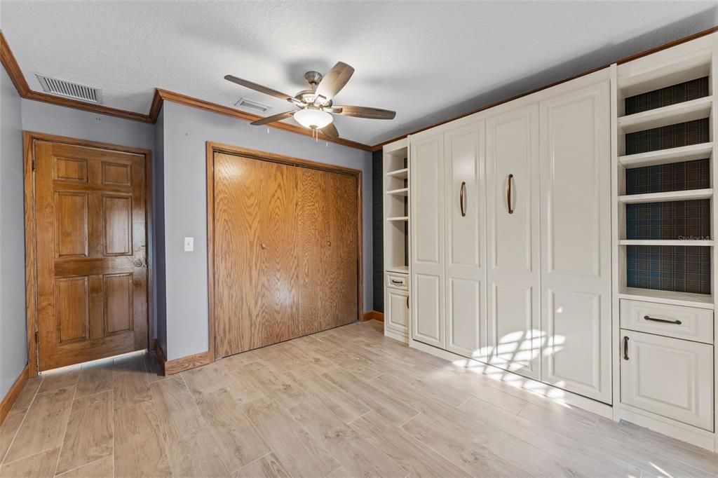 For Sale: $879,000 (4 beds, 2 baths, 2279 Square Feet)