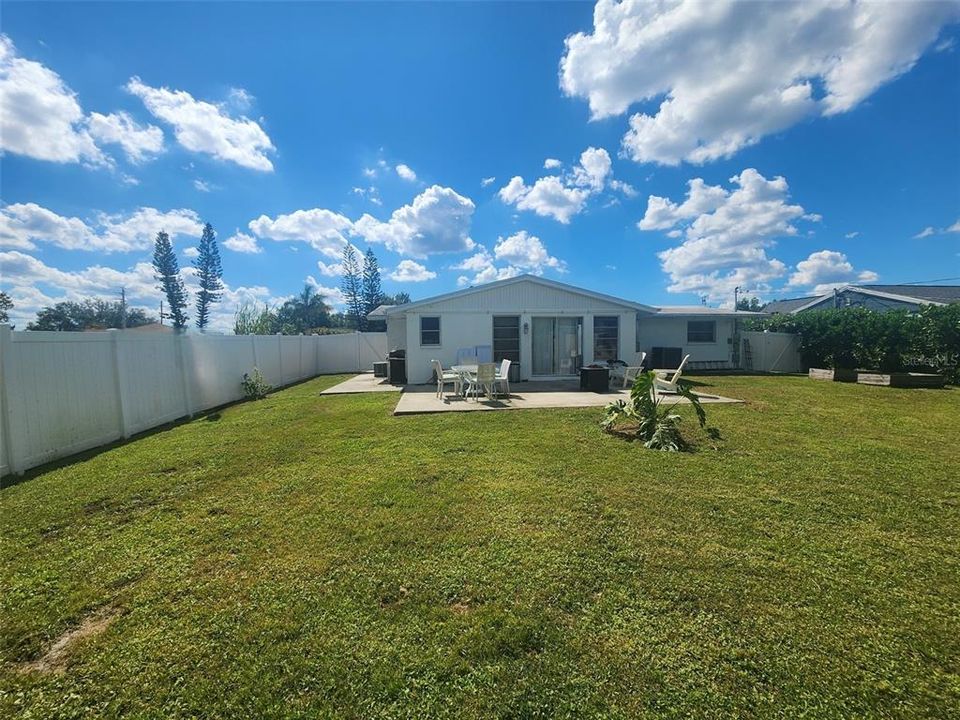 En Venta: $199,900 (3 camas, 2 baños, 1088 Pies cuadrados)