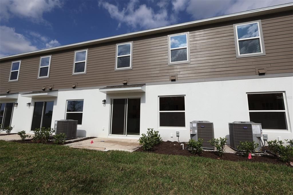 En Venta: $416,990 (3 camas, 2 baños, 1379 Pies cuadrados)