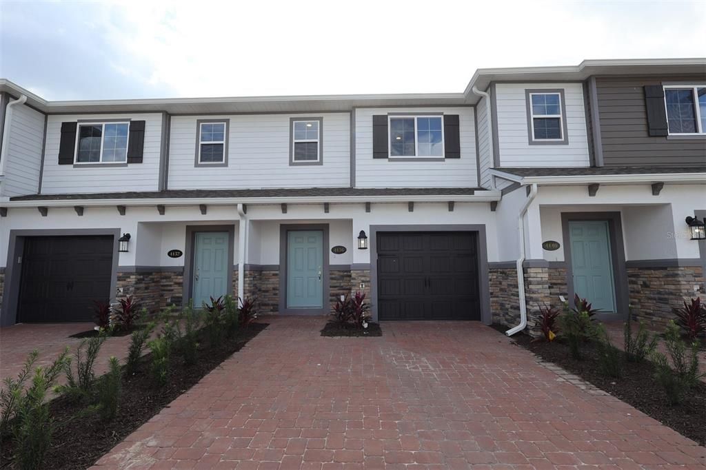 En Venta: $416,990 (3 camas, 2 baños, 1379 Pies cuadrados)