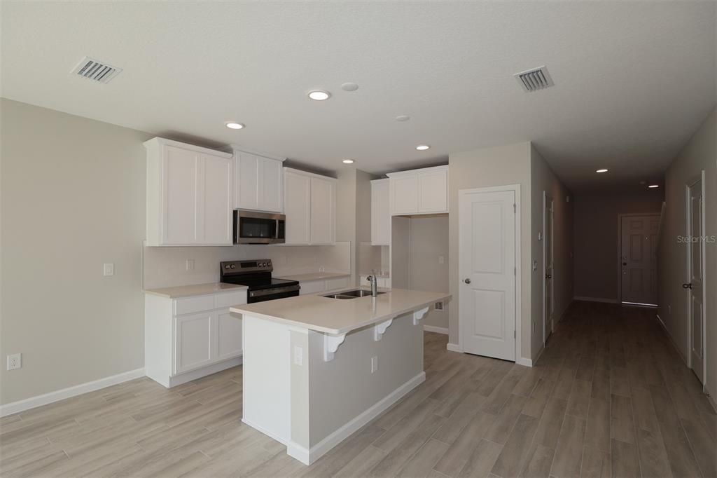 En Venta: $416,990 (3 camas, 2 baños, 1379 Pies cuadrados)