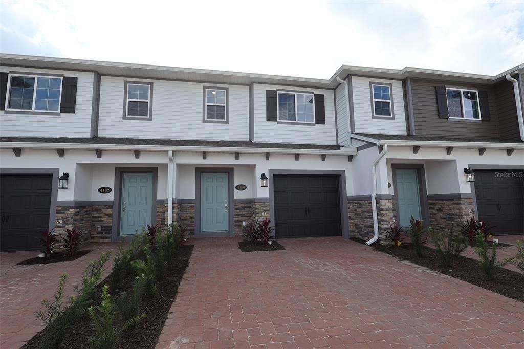 En Venta: $416,990 (3 camas, 2 baños, 1379 Pies cuadrados)