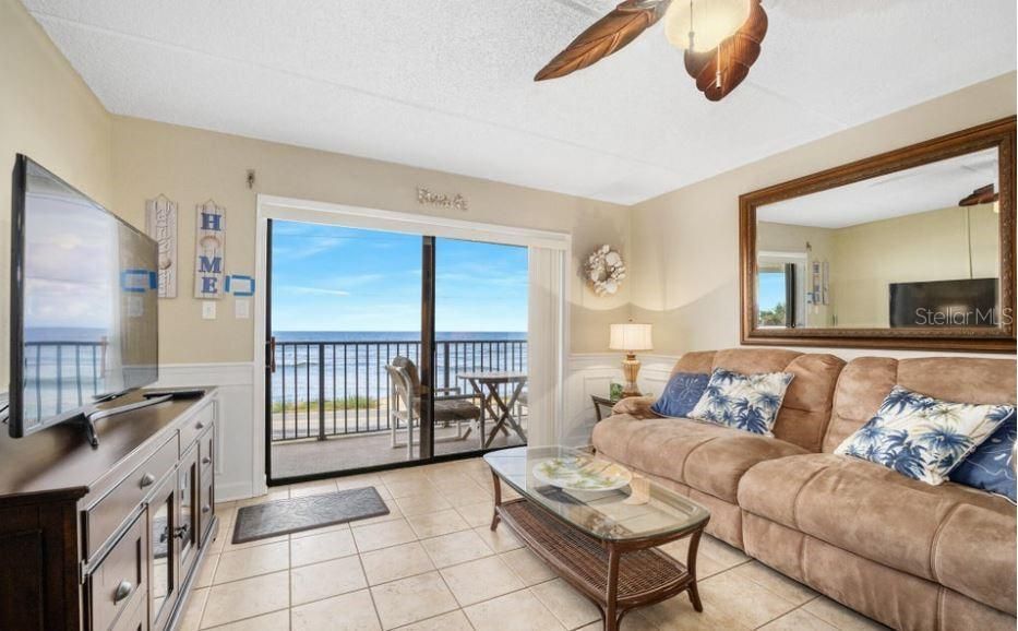 待售: $289,000 (2 贝兹, 2 浴室, 925 平方英尺)