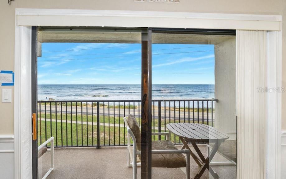 待售: $289,000 (2 贝兹, 2 浴室, 925 平方英尺)