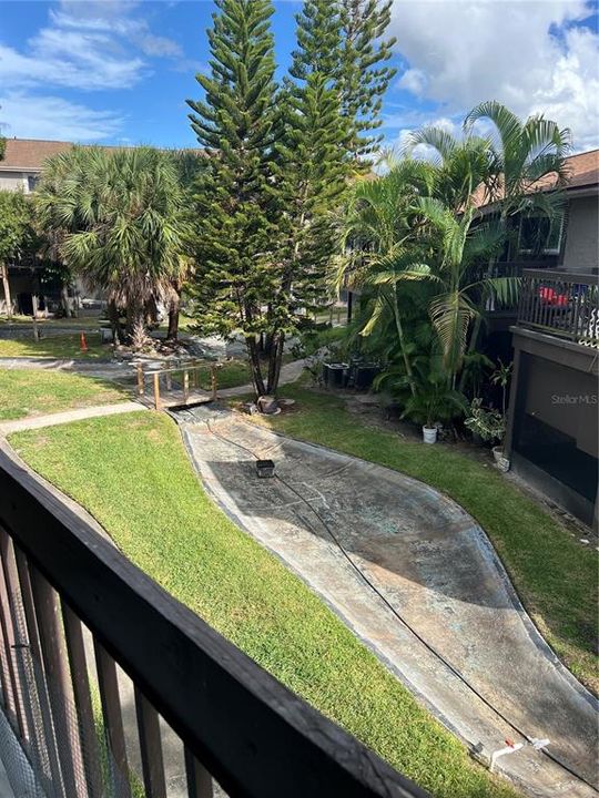 For Rent: $1,100 (1 beds, 1 baths, 678 Square Feet)