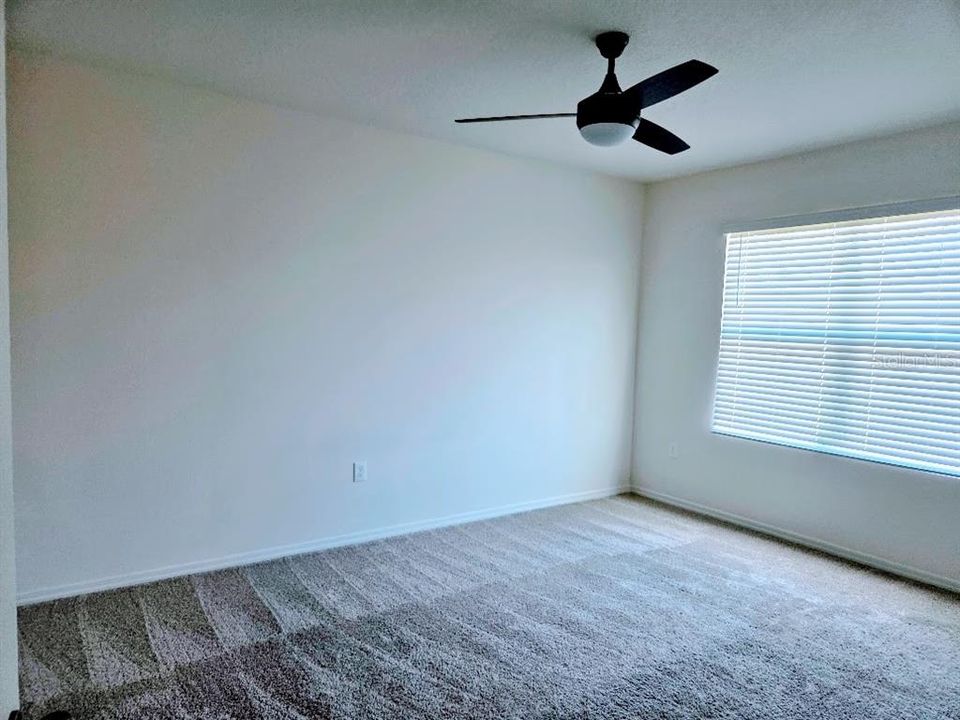 En Renta: $2,400 (4 camas, 2 baños, 1867 Pies cuadrados)