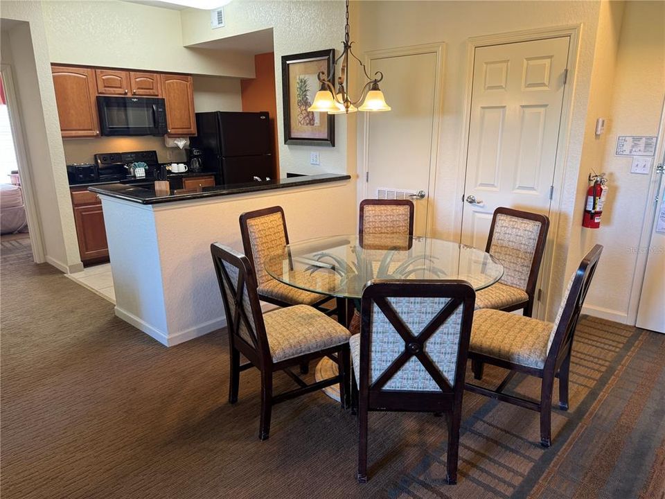 На продажу: $219,000 (3 спален, 2 ванн, 1231 Квадратных фут)