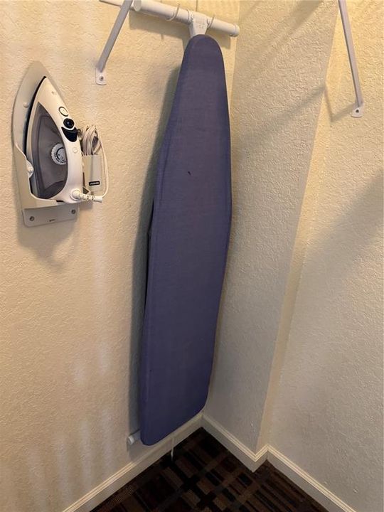 На продажу: $219,000 (3 спален, 2 ванн, 1231 Квадратных фут)