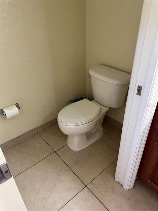 На продажу: $219,000 (3 спален, 2 ванн, 1231 Квадратных фут)