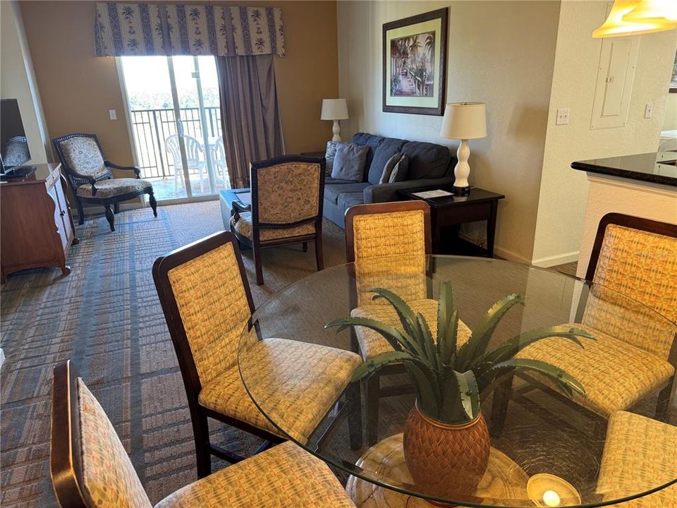 На продажу: $219,000 (3 спален, 2 ванн, 1231 Квадратных фут)