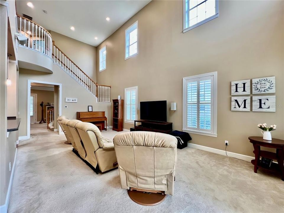 For Sale: $1,188,500 (4 beds, 2 baths, 3078 Square Feet)