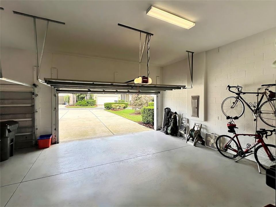 For Sale: $1,188,500 (4 beds, 2 baths, 3078 Square Feet)