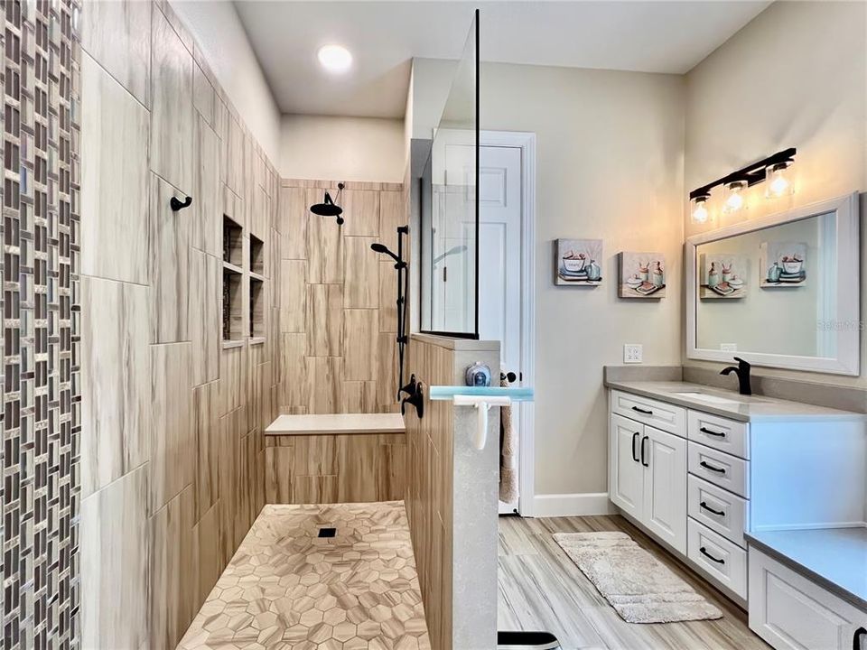 For Sale: $1,188,500 (4 beds, 2 baths, 3078 Square Feet)