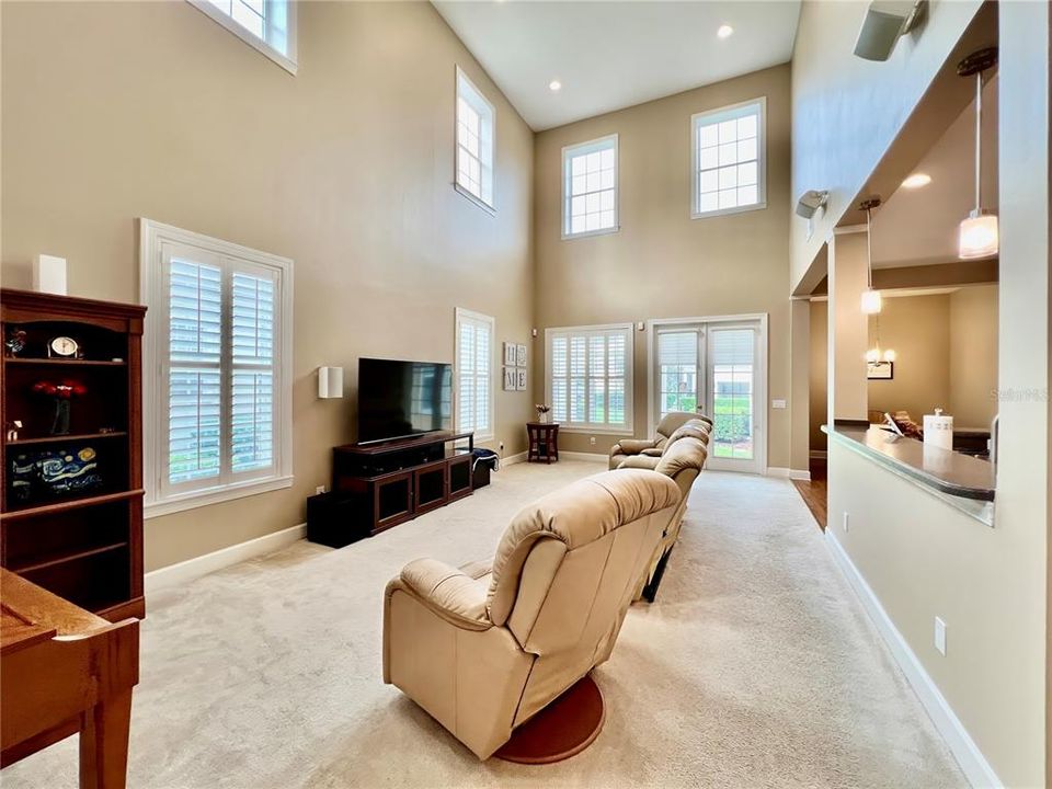 For Sale: $1,188,500 (4 beds, 2 baths, 3078 Square Feet)