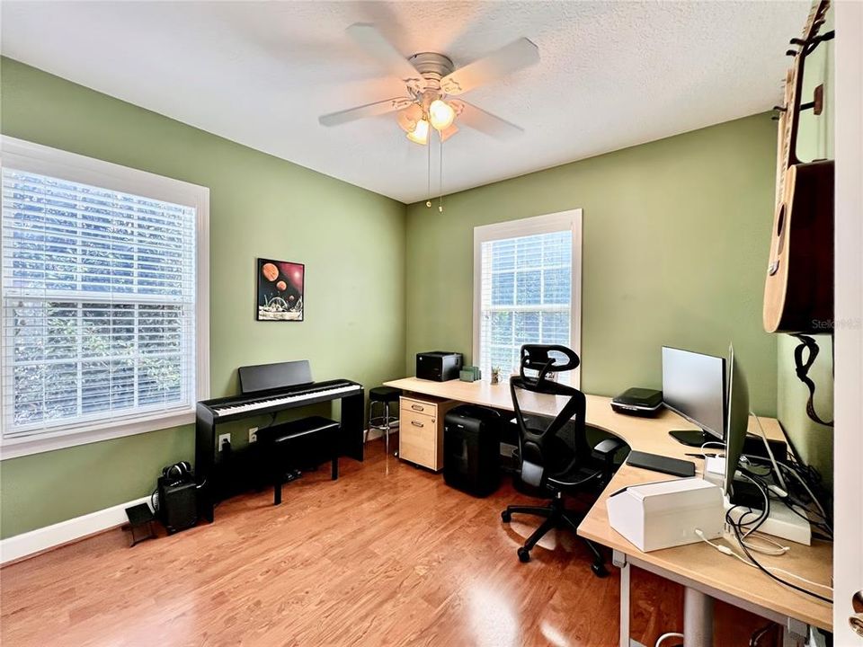 For Sale: $1,188,500 (4 beds, 2 baths, 3078 Square Feet)