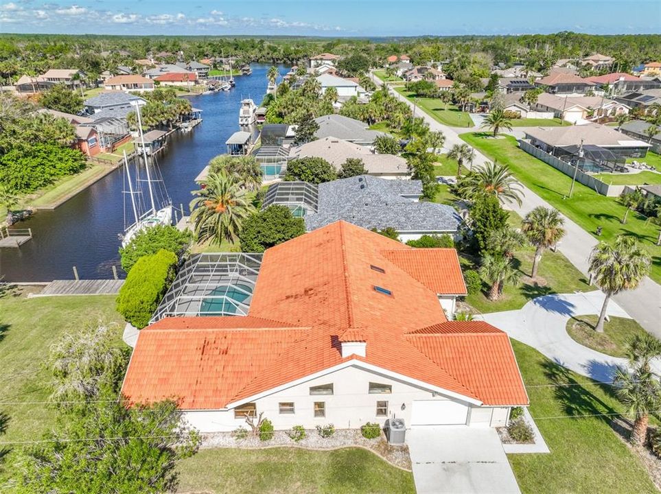 Под контрактом: $638,499 (4 спален, 3 ванн, 2916 Квадратных фут)