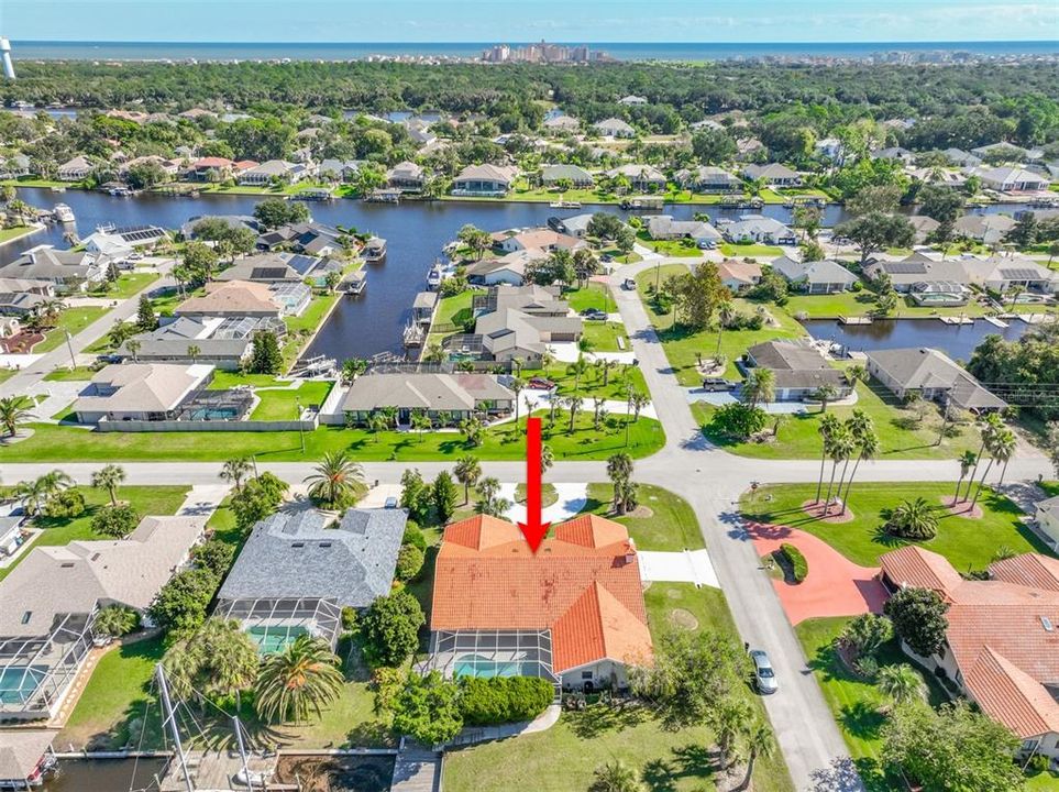 Под контрактом: $638,499 (4 спален, 3 ванн, 2916 Квадратных фут)