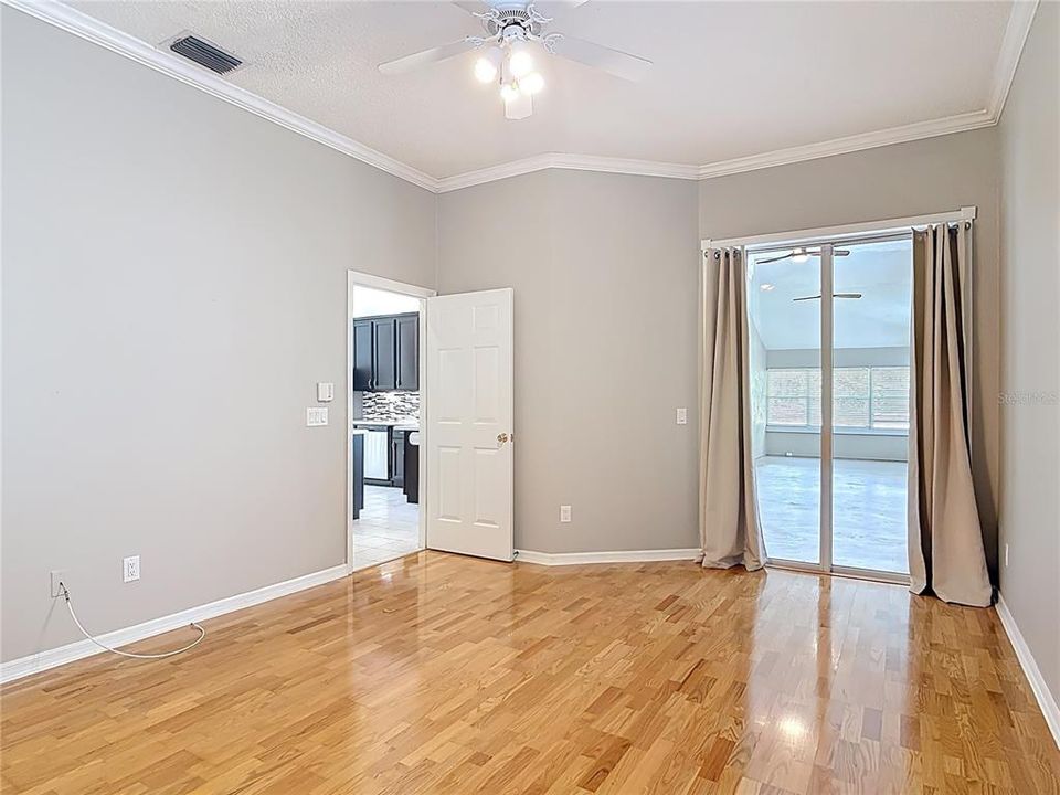 For Sale: $456,900 (3 beds, 2 baths, 1848 Square Feet)