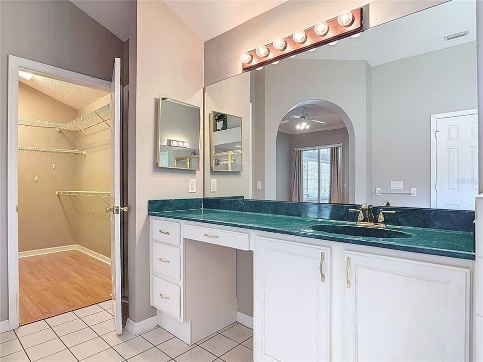 For Sale: $456,900 (3 beds, 2 baths, 1848 Square Feet)