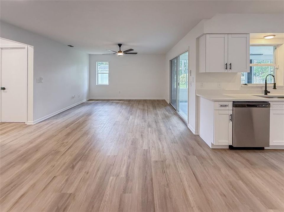 待售: $309,900 (3 贝兹, 2 浴室, 1786 平方英尺)