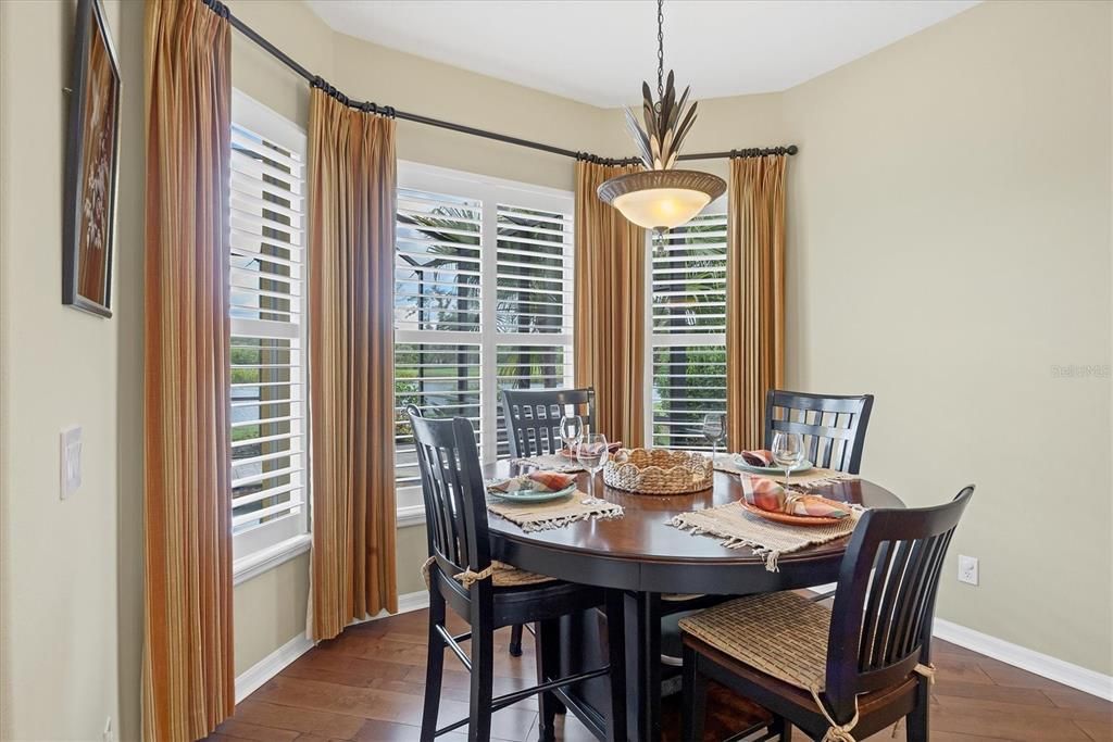 En Venta: $674,900 (3 camas, 2 baños, 2574 Pies cuadrados)