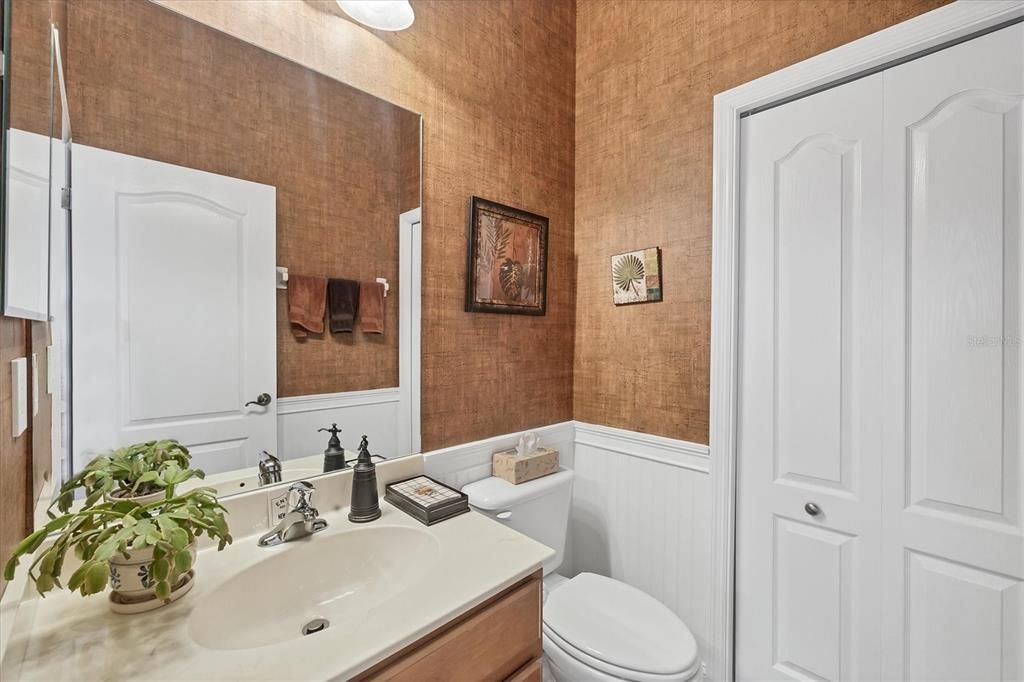 En Venta: $674,900 (3 camas, 2 baños, 2574 Pies cuadrados)