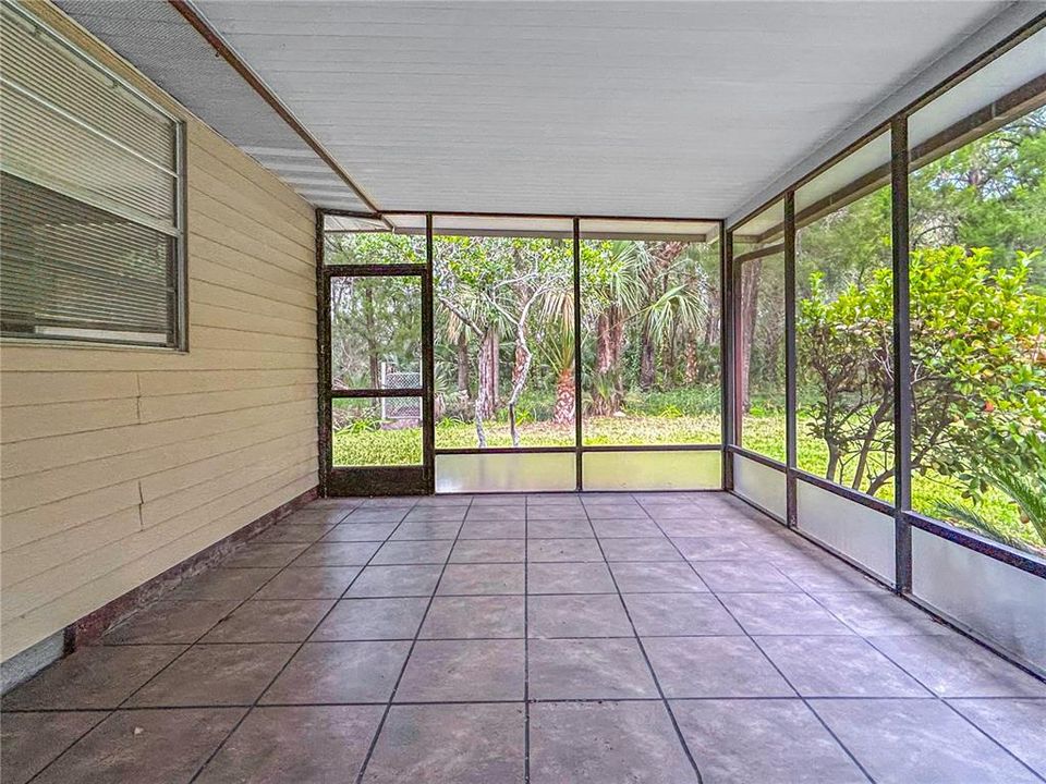 待售: $149,990 (2 贝兹, 2 浴室, 1152 平方英尺)